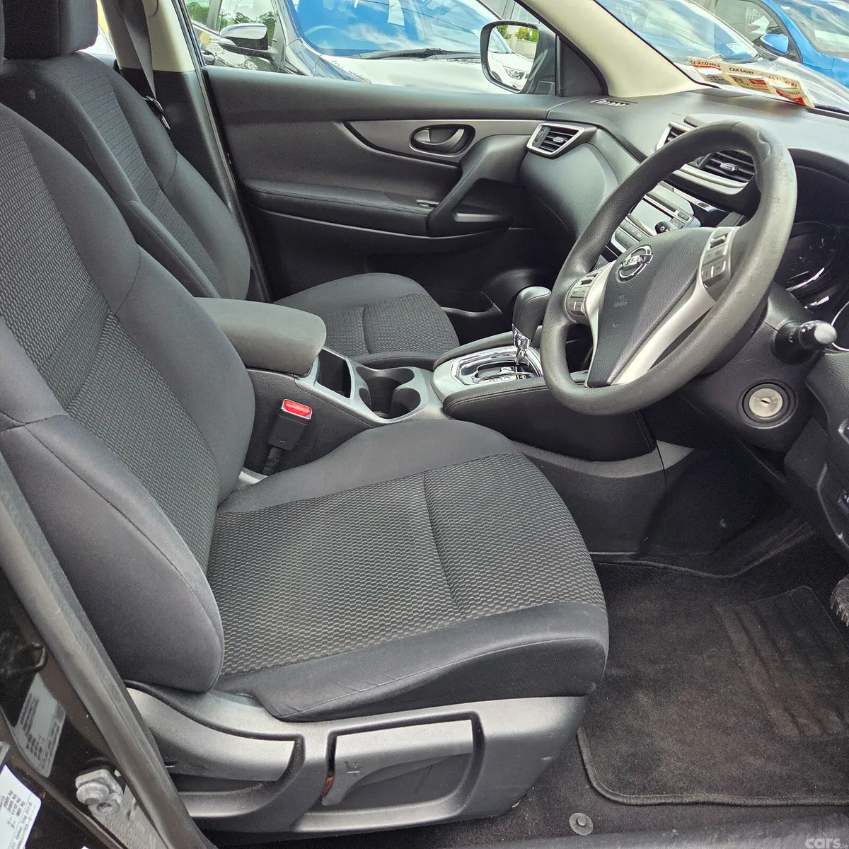 Nissan Qashqai Hatchback, Diesel, 2015, Black