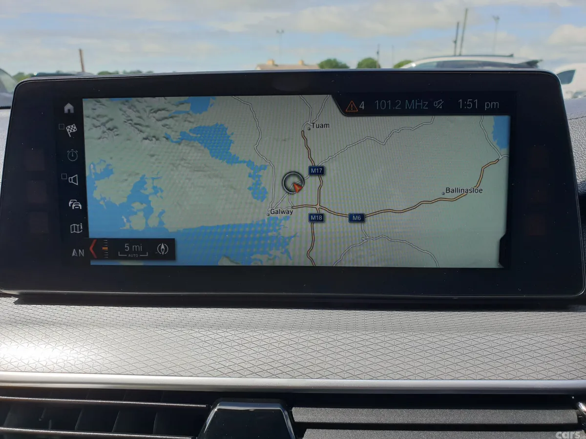 BMW 5-Series Saloon, Petrol Plug-in Hybrid, 2017, Blue