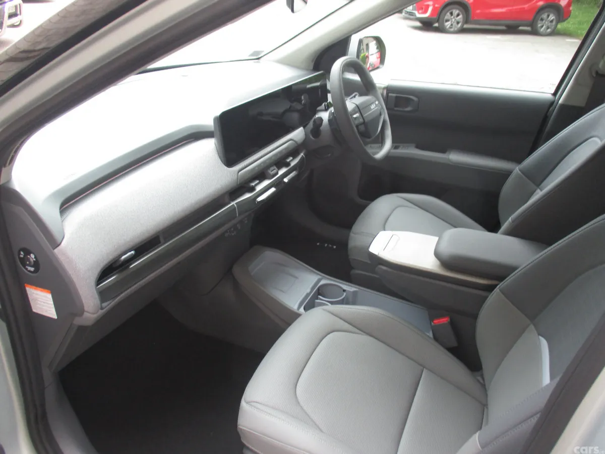 Kia EV3 MPV, Electric, 2026, Grey