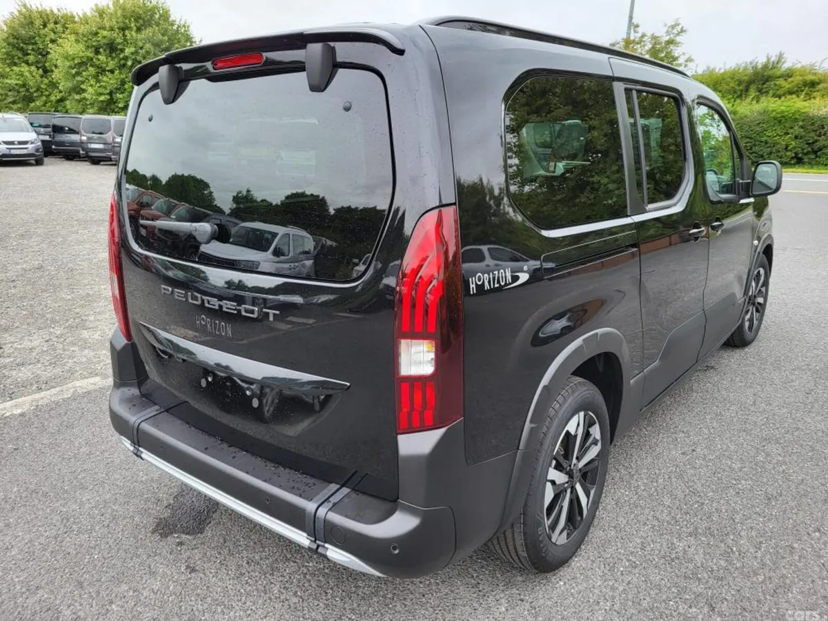Peugeot Rifter MPV, Diesel, 2026, Black