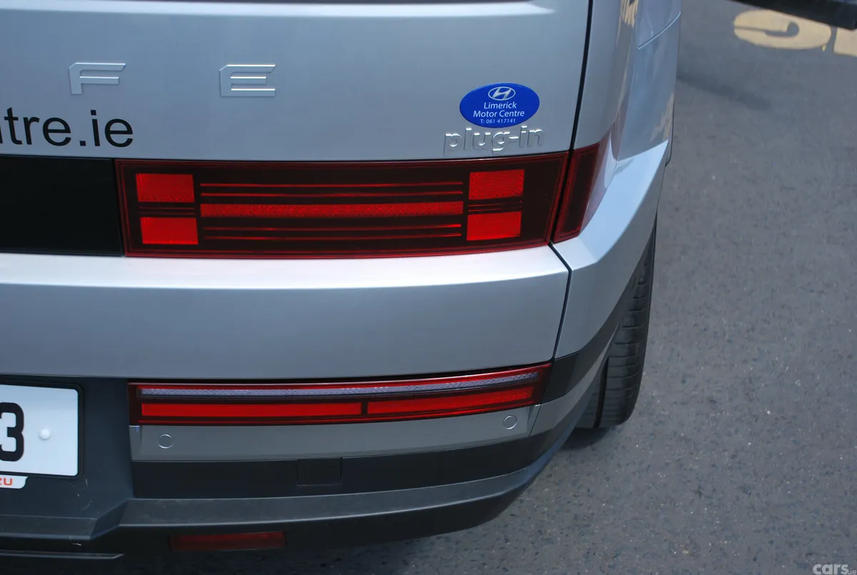 Hyundai Santa Fe SUV, Petrol Plug-in Hybrid, 2025, Grey
