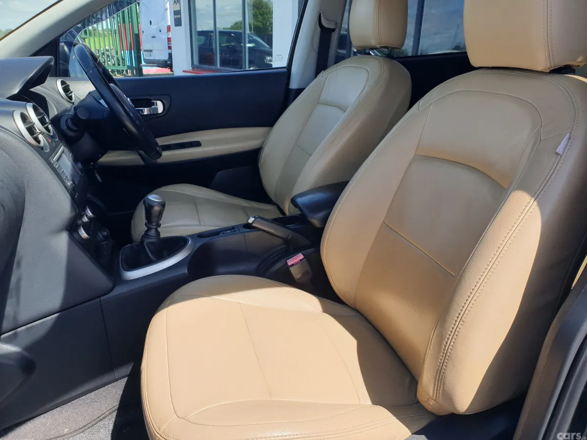 Nissan Qashqai+2 MPV, Diesel, 2012, Black
