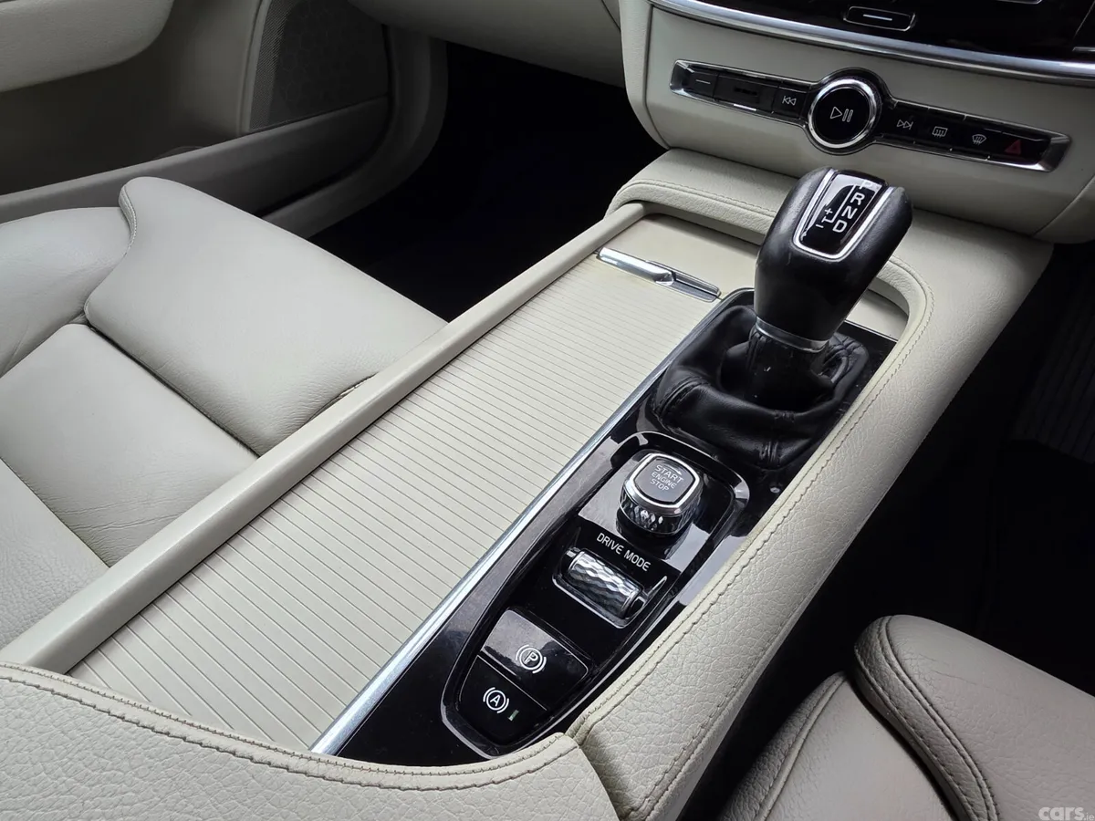Volvo V90 Estate, Diesel, 2020, Blue