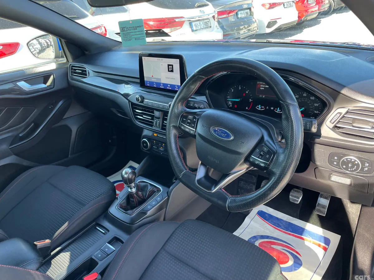 Ford Focus Hatchback, Diesel, 2020, Blue