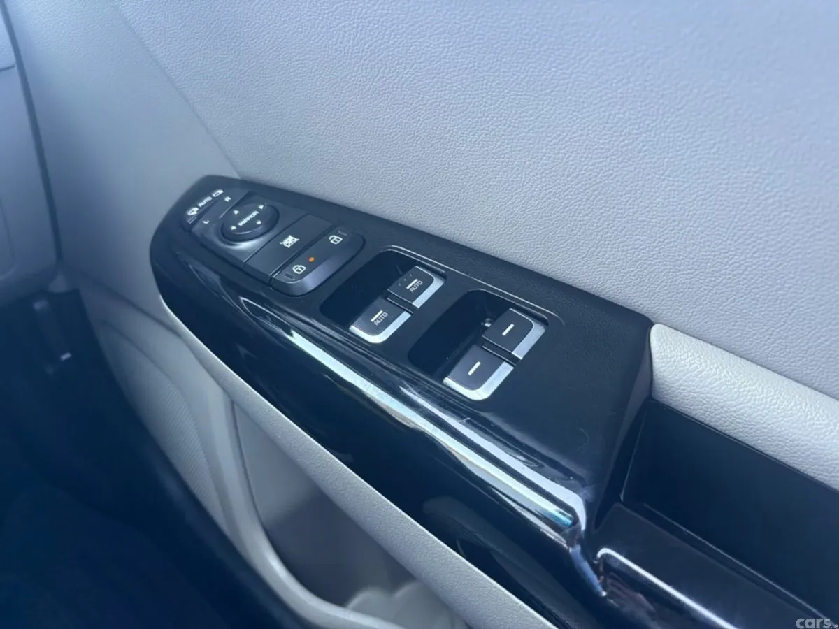 Kia Sportage MPV, Diesel, 2019, Blue