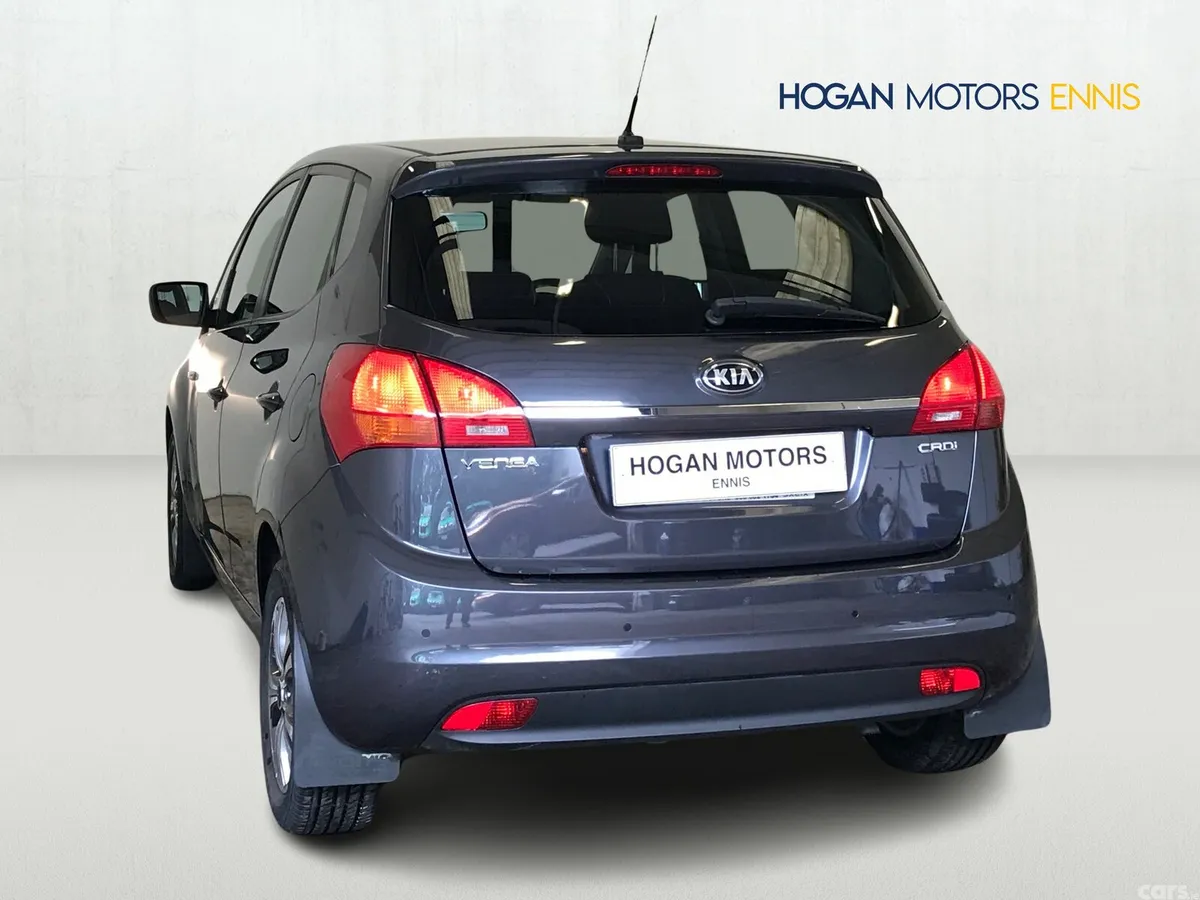 Kia Venga MPV, Diesel, 2018, Grey