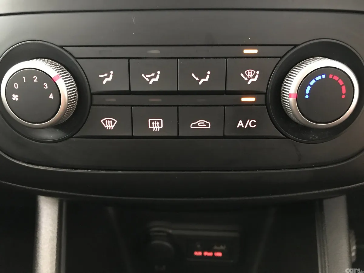 Kia Venga MPV, Diesel, 2018, Grey