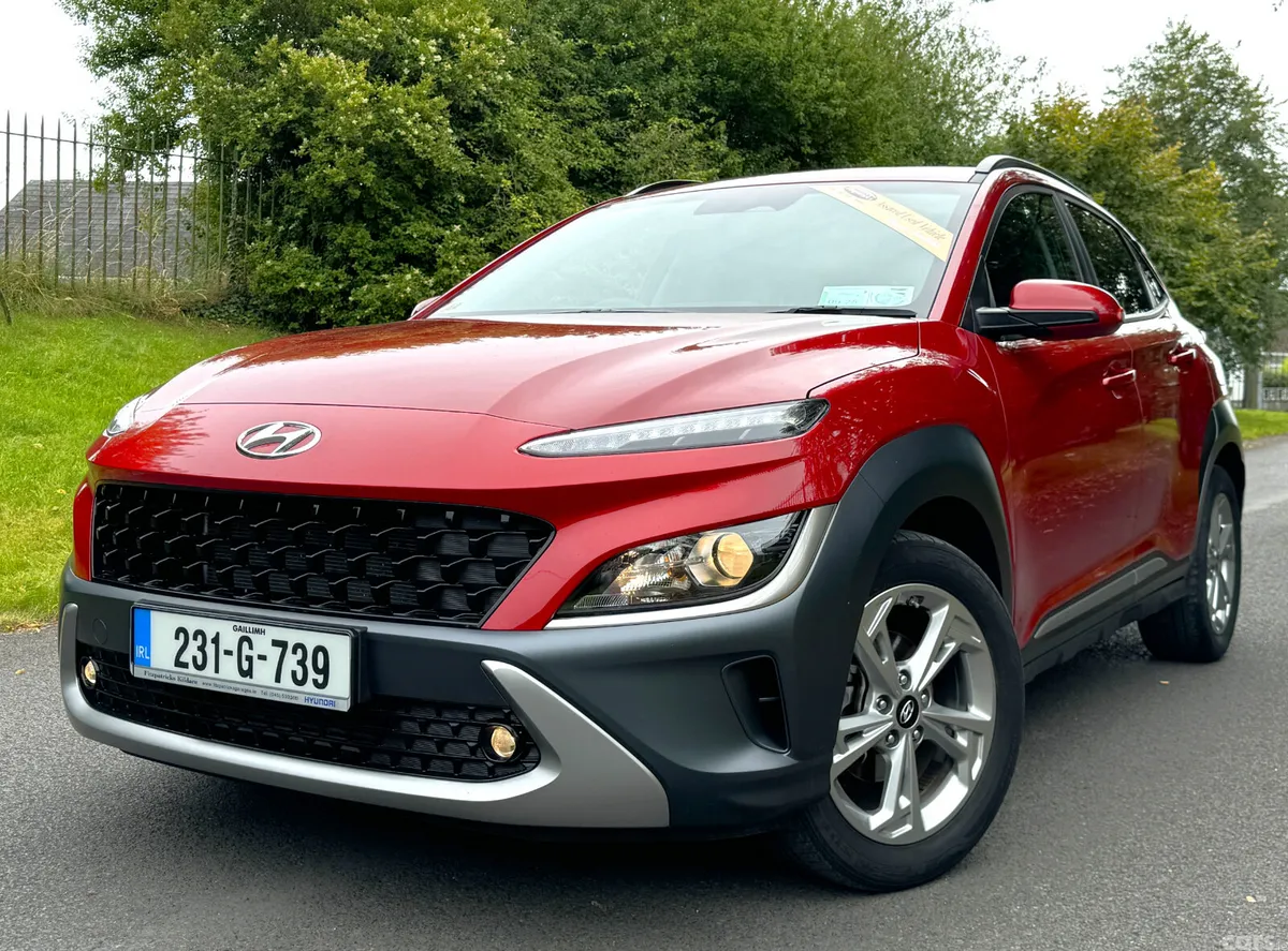 Hyundai KONA MPV, Petrol, 2023, Red