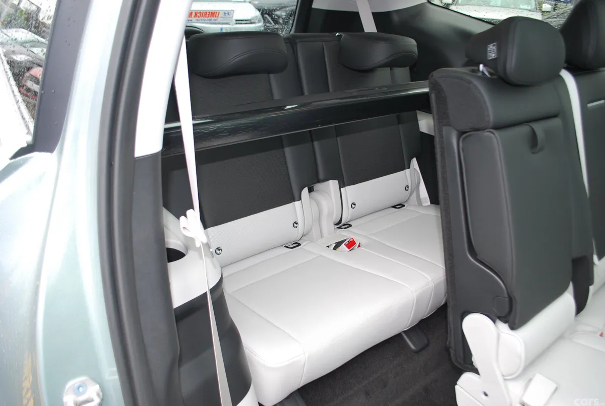 Hyundai IONIQ 9 SUV, Electric, 2026, Grey