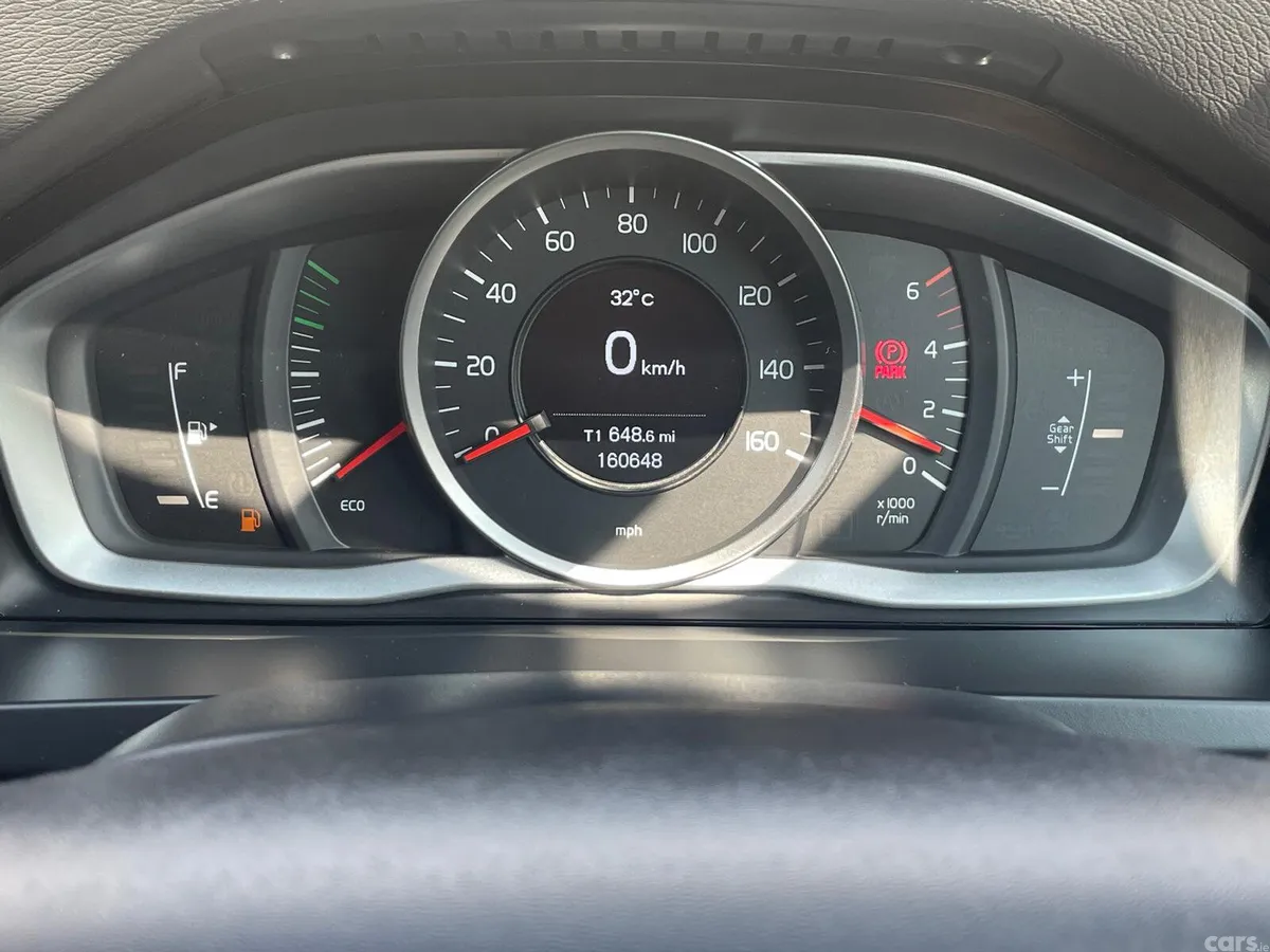 Volvo V60 Estate, Diesel, 2018, Grey