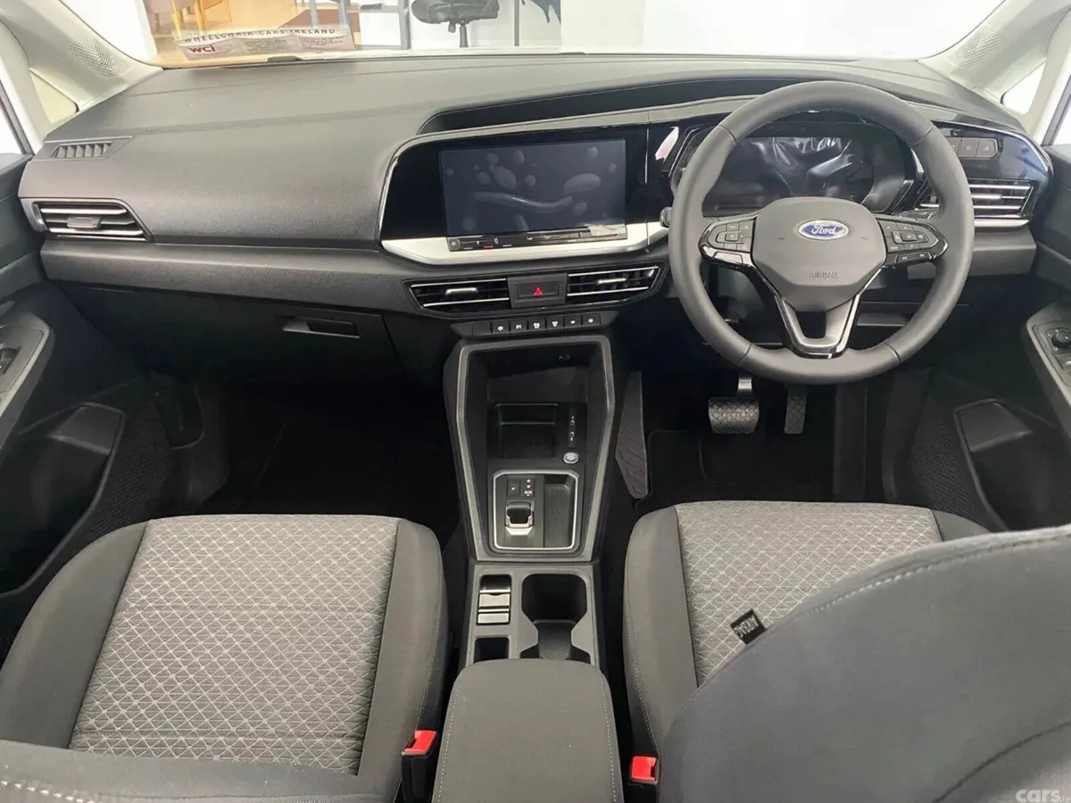 Ford Tourneo Connect MPV, Diesel, 2026, Silver