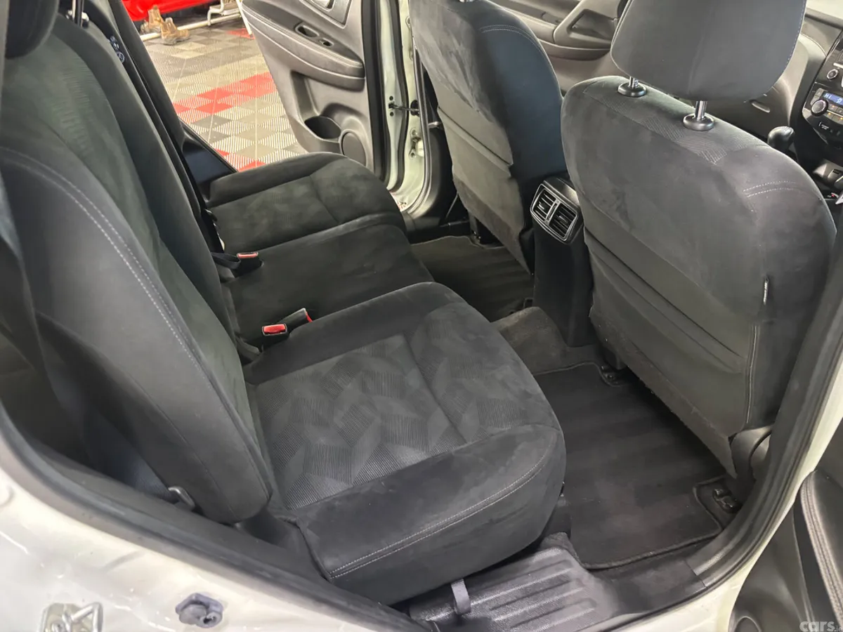 Nissan X-Trail SUV, Diesel, 2016, White
