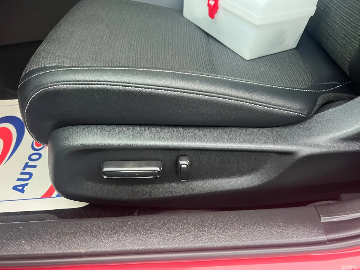 Honda Insight Hatchback, Petrol Hybrid, 2018, Red