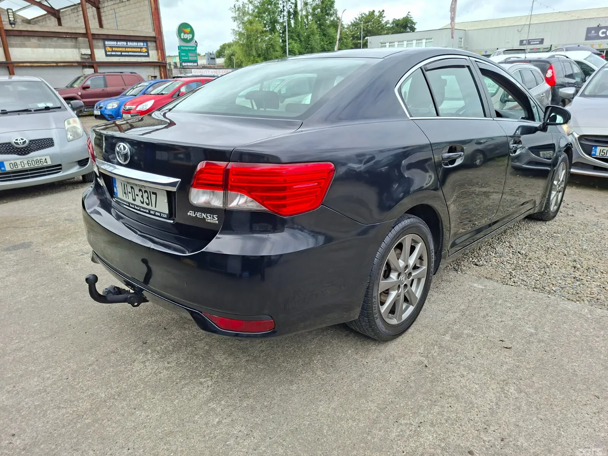 Toyota Avensis Saloon, Diesel, 2014, Black