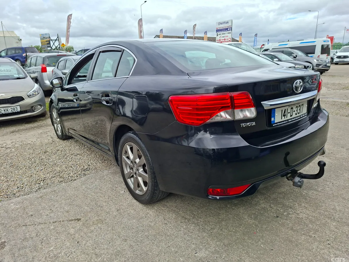Toyota Avensis Saloon, Diesel, 2014, Black