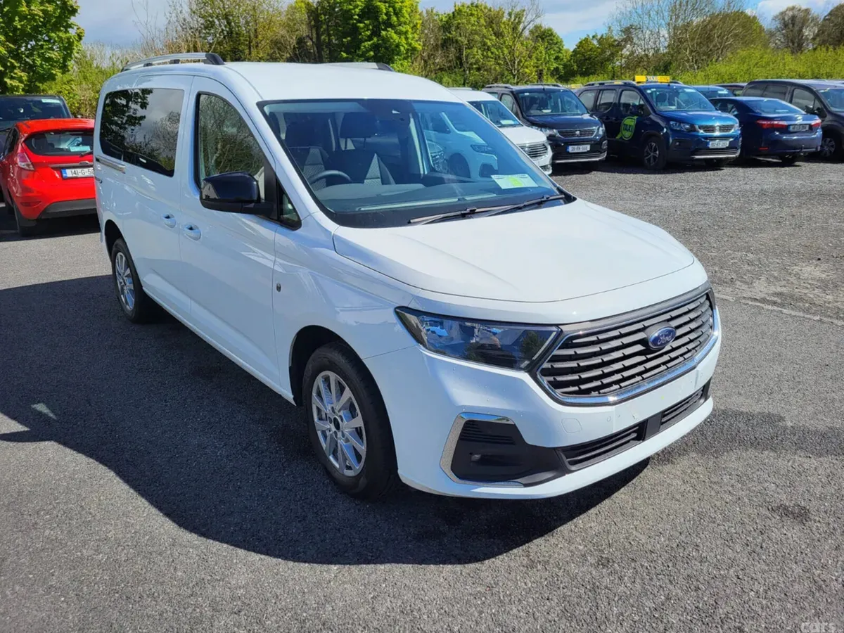 Ford Tourneo Connect MPV, Diesel, 2026, White