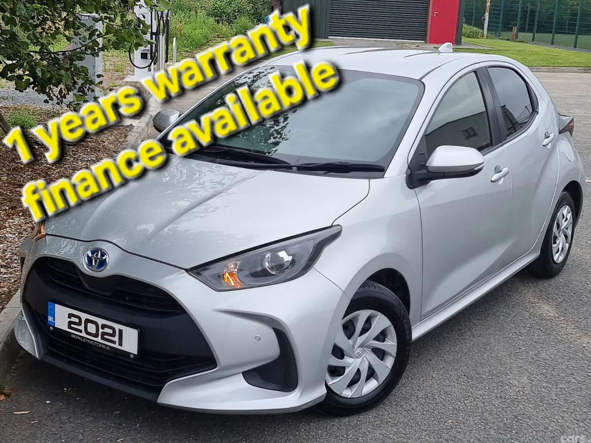Toyota Yaris Hatchback, Petrol, 2021, Silver