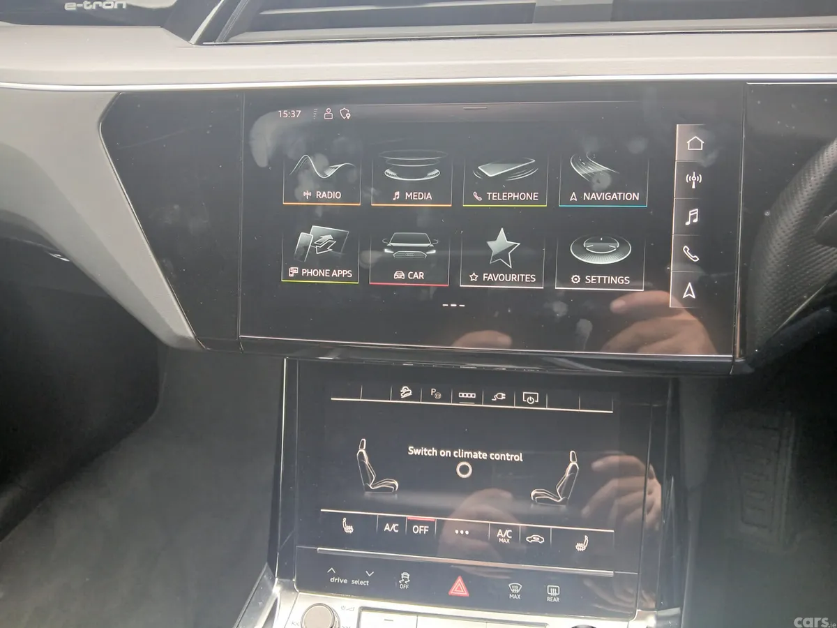 Audi e-tron Hatchback, Electric, 2021, Blue