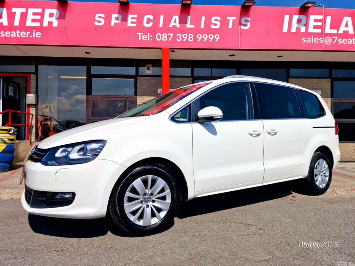 Volkswagen Sharan MPV, Petrol, 2015, White
