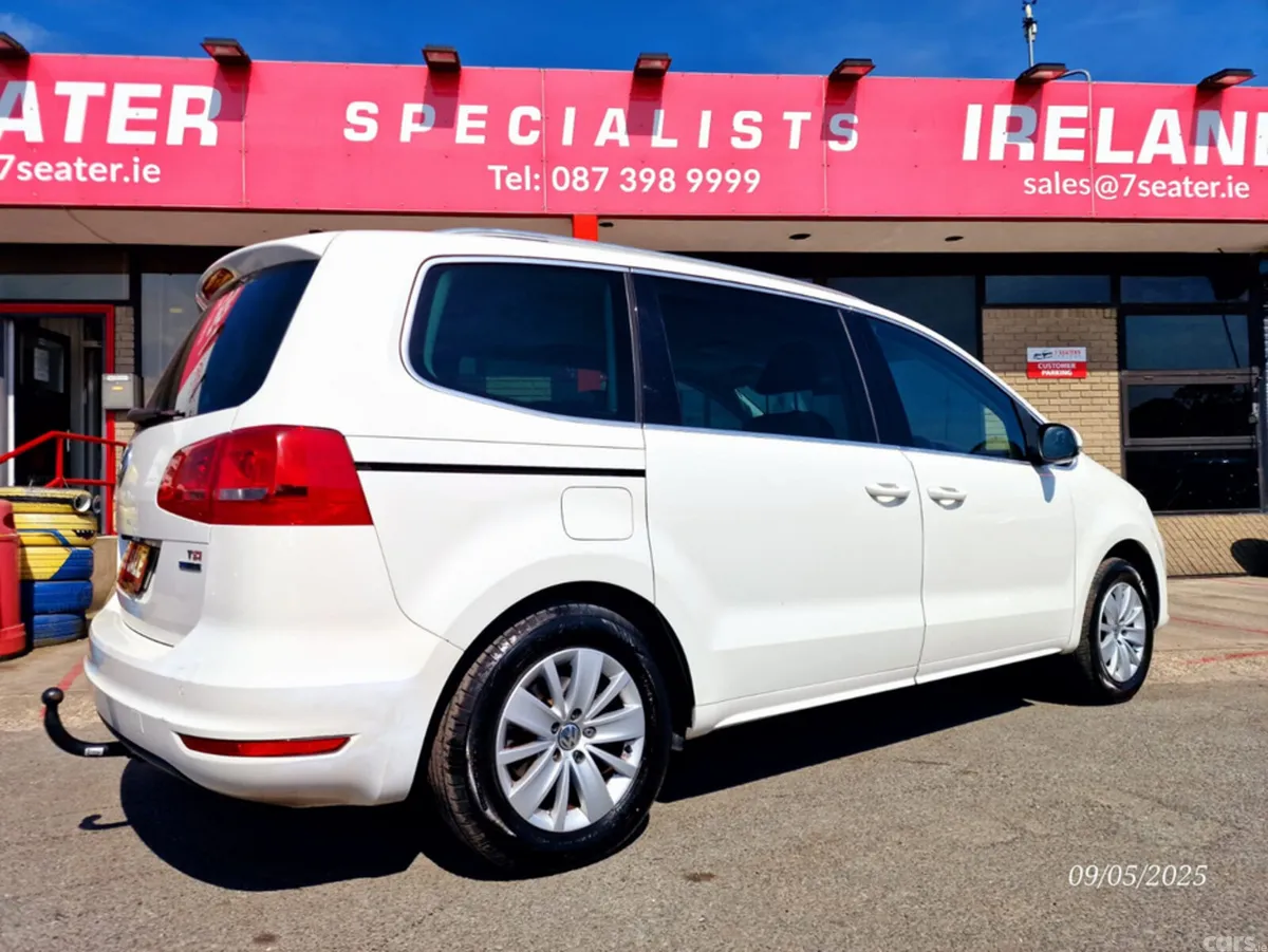 Volkswagen Sharan MPV, Petrol, 2015, White