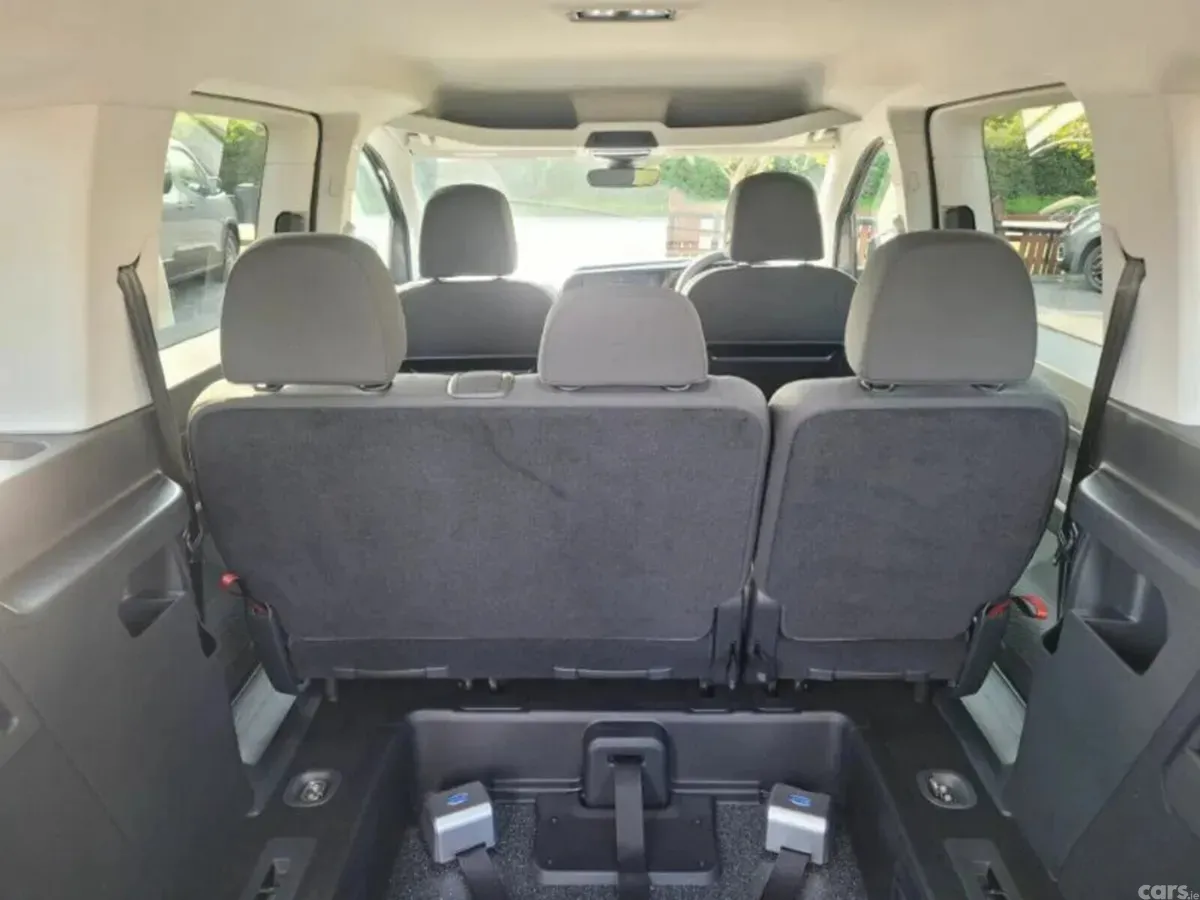 Ford Tourneo Connect MPV, Diesel, 2026, Grey