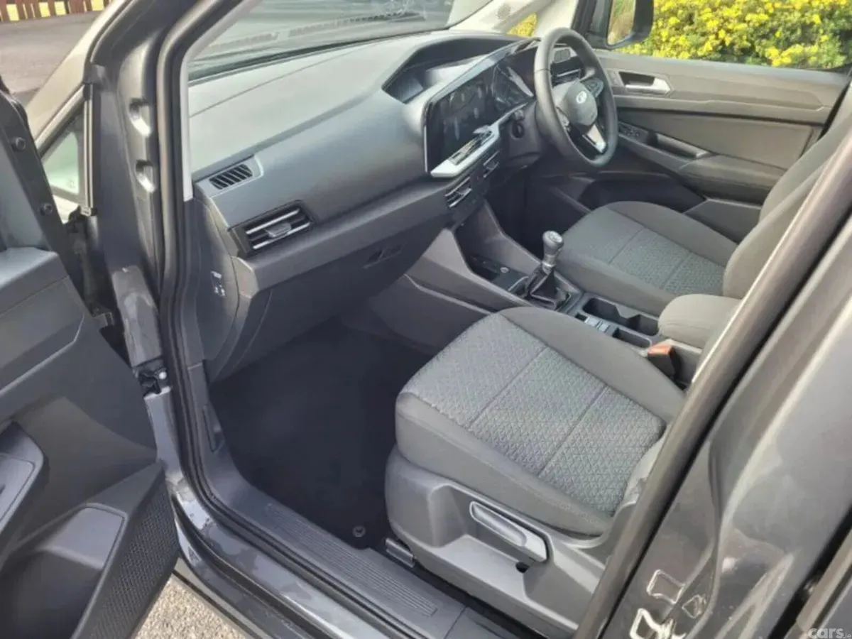 Ford Tourneo Connect MPV, Diesel, 2026, Grey