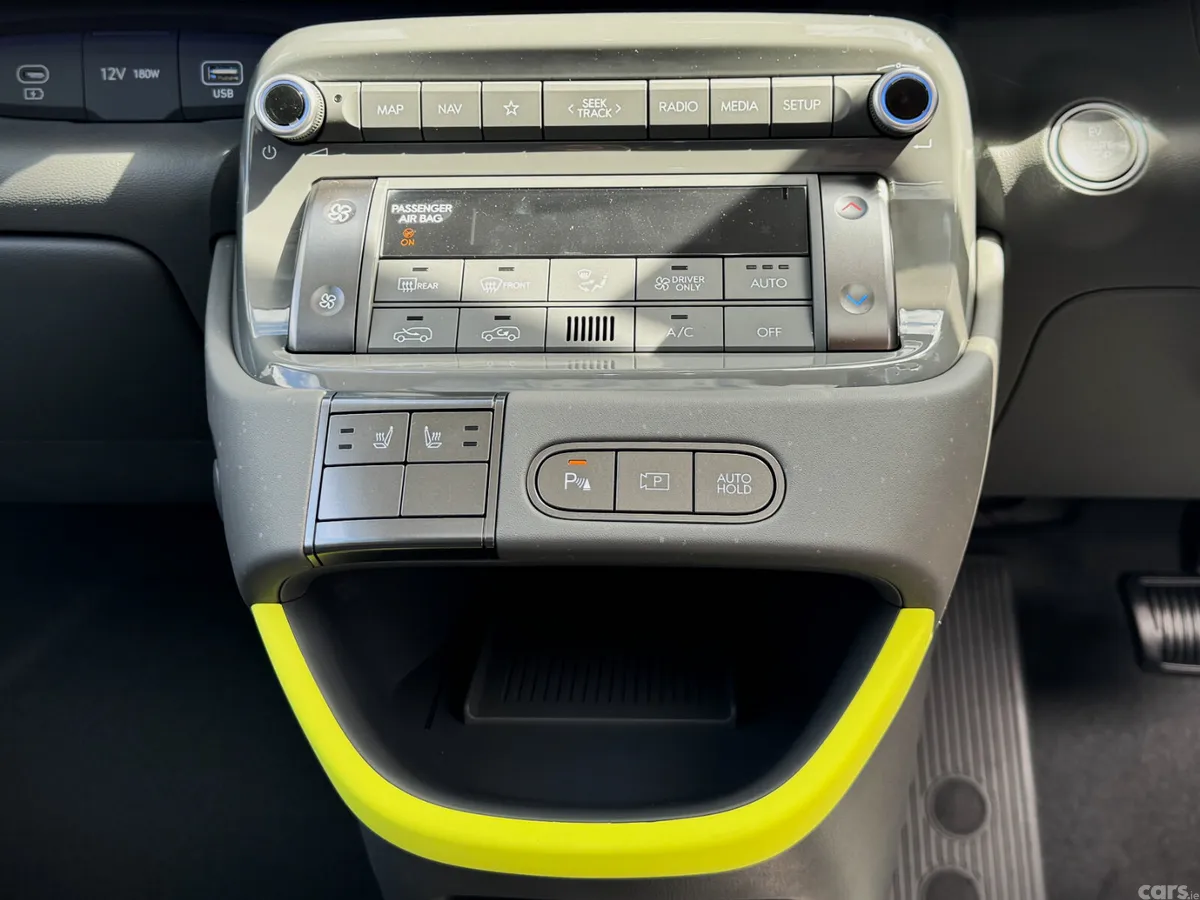 Hyundai INSTER SUV, Electric, 2027, Black