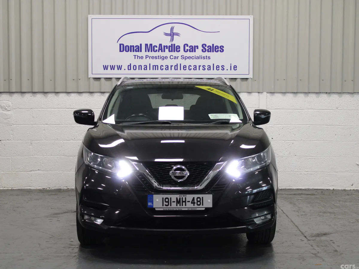 Nissan Qashqai MPV, Diesel, 2019, Black