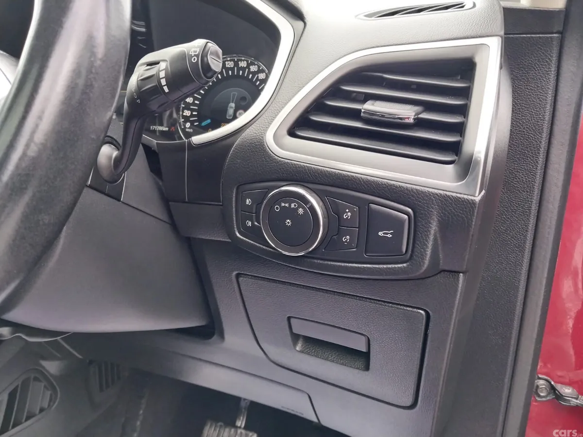 Ford S-Max MPV, Diesel, 2016, Red