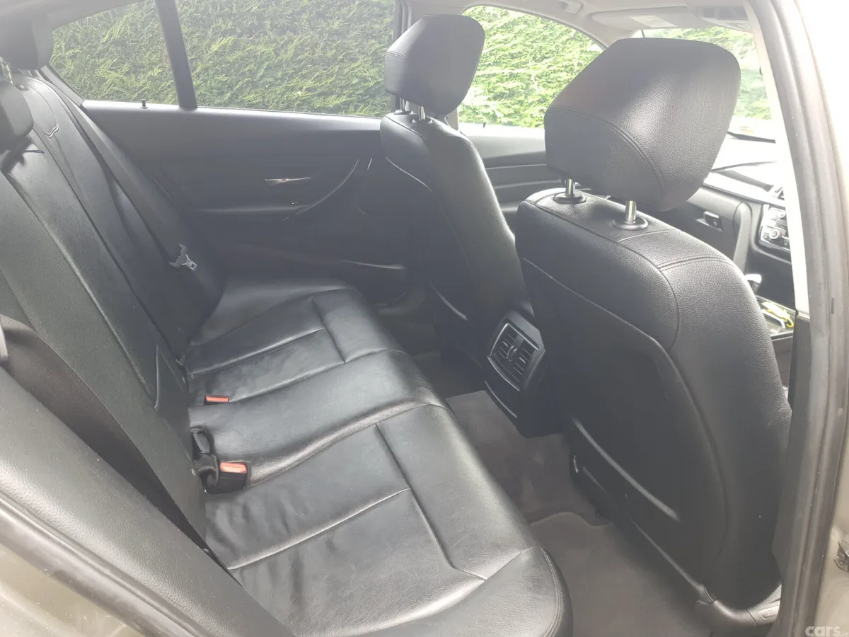 BMW 3-Series Saloon, Diesel, 2016, Silver