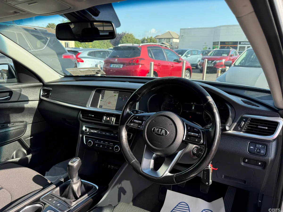 Kia Optima Estate, Diesel, 2019, Silver