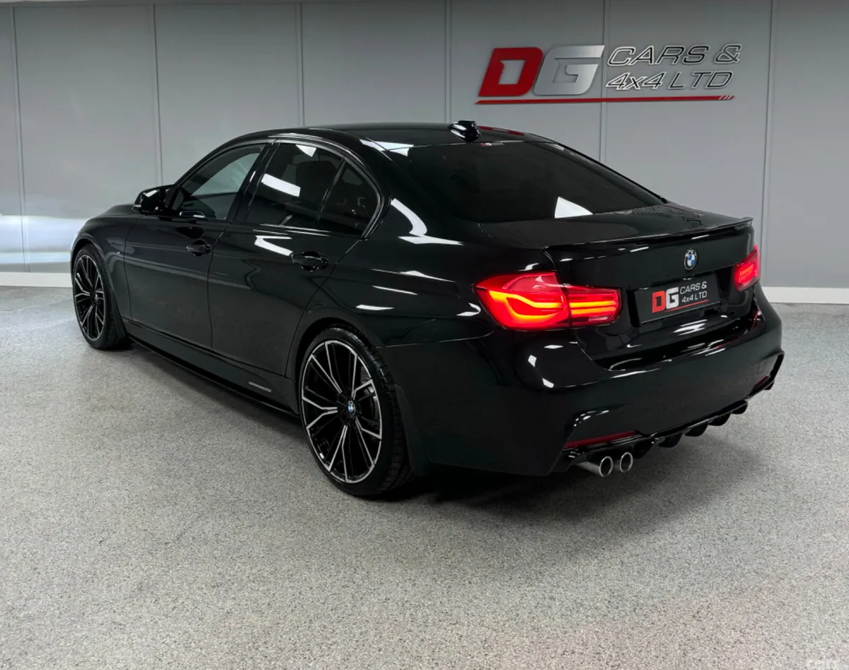 BMW 3-Series Saloon, Diesel, 2019, Black