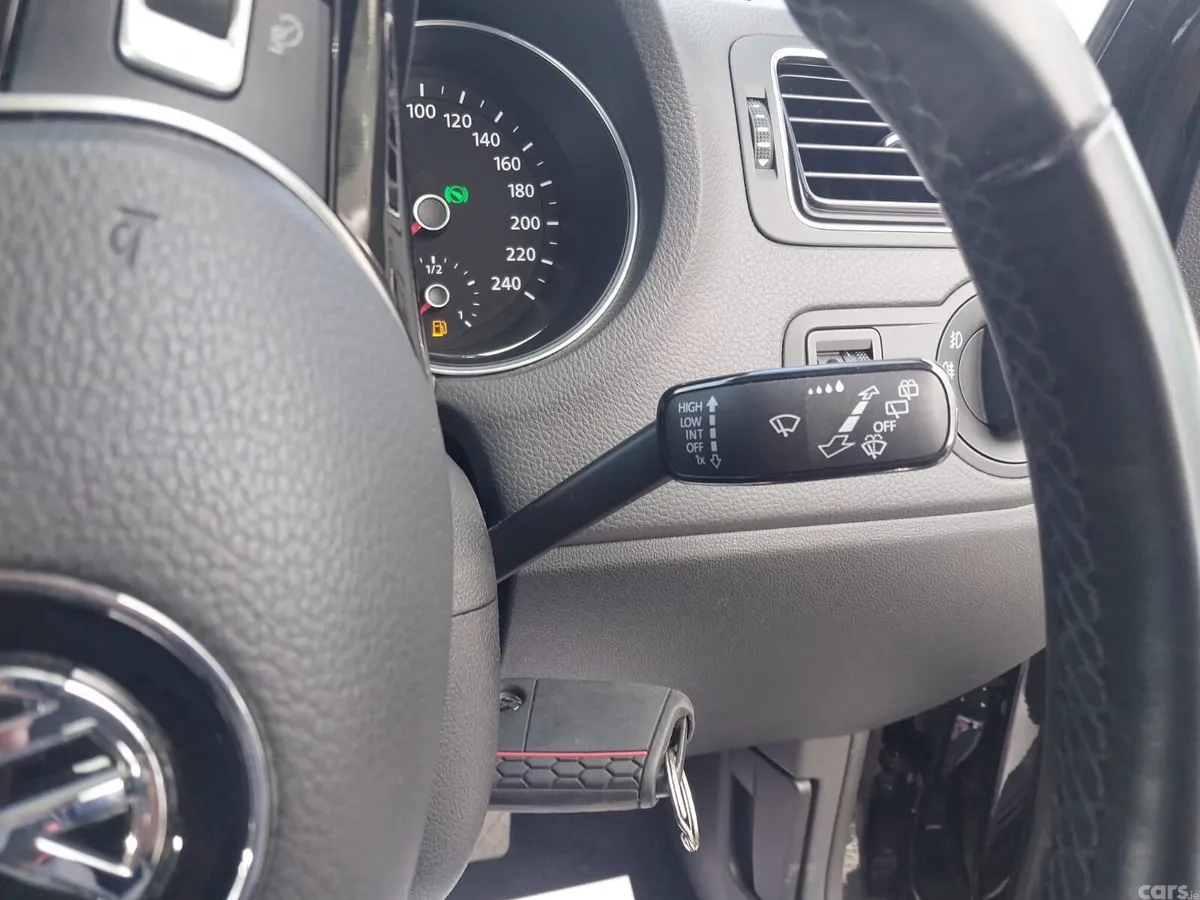 Volkswagen Polo Hatchback, Petrol, 2015, Black
