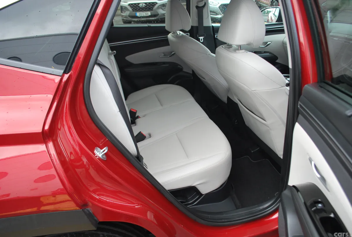 Hyundai Tucson SUV, Petrol Hybrid, 2022, Red