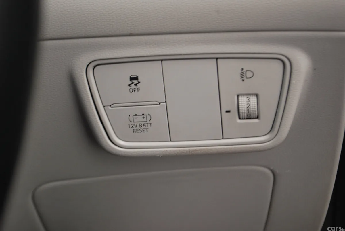 Hyundai Tucson SUV, Petrol Hybrid, 2022, Red