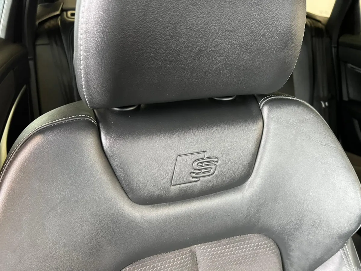 Audi A6 Saloon, Diesel, 2021, Grey