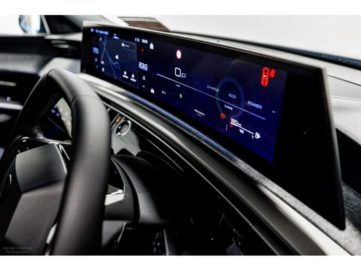 Peugeot 3008 SUV, Petrol Hybrid, 2026, Blue
