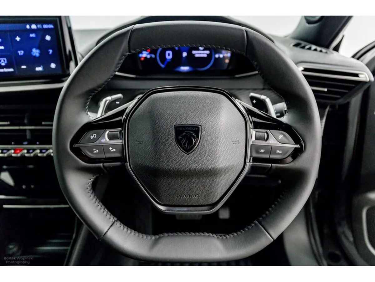 Peugeot 2008 SUV, Petrol Hybrid, 2026, Grey