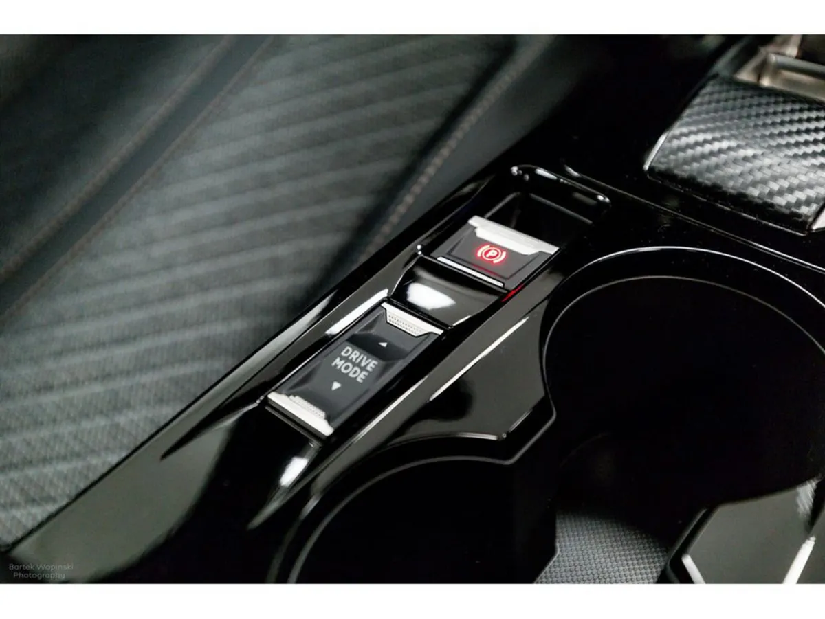 Peugeot 2008 SUV, Petrol Hybrid, 2026, Grey