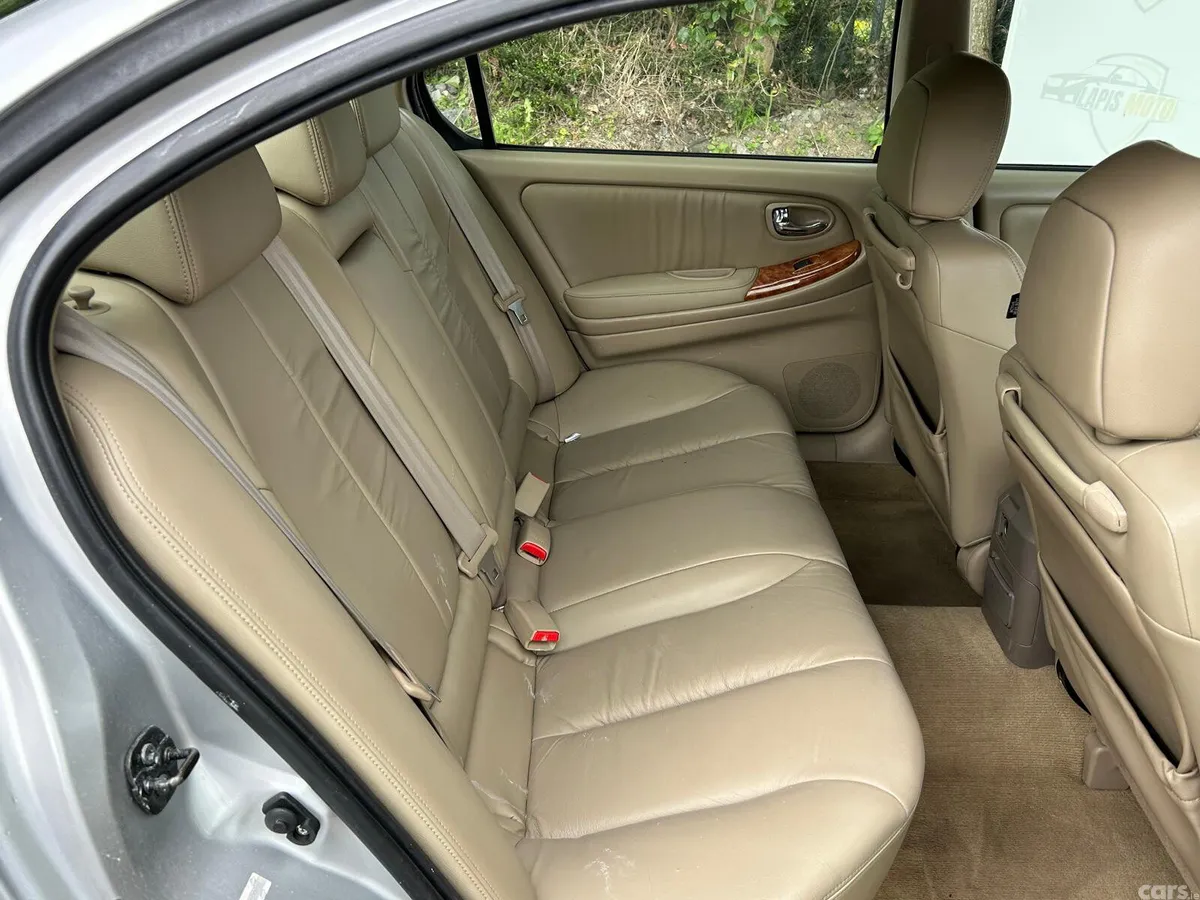 Nissan Maxima Saloon, Petrol, 2004, Silver