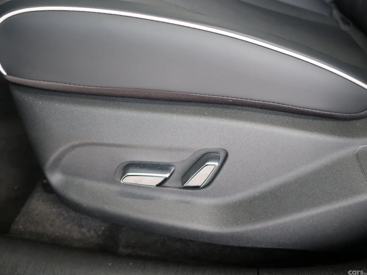 BYD DOLPHIN Hatchback, Electric, 2025, Grey