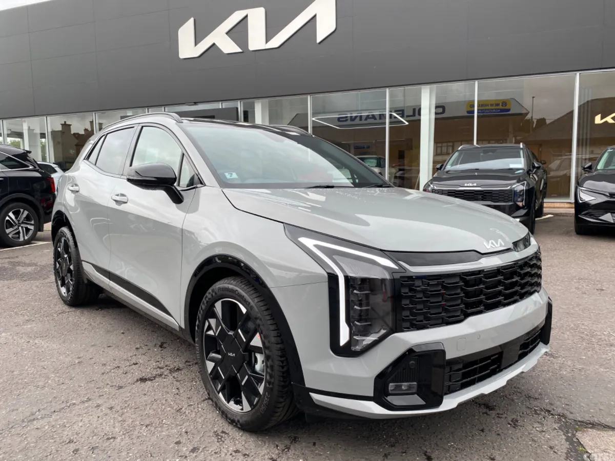Kia Sportage SUV, Diesel Hybrid, 2025, Black