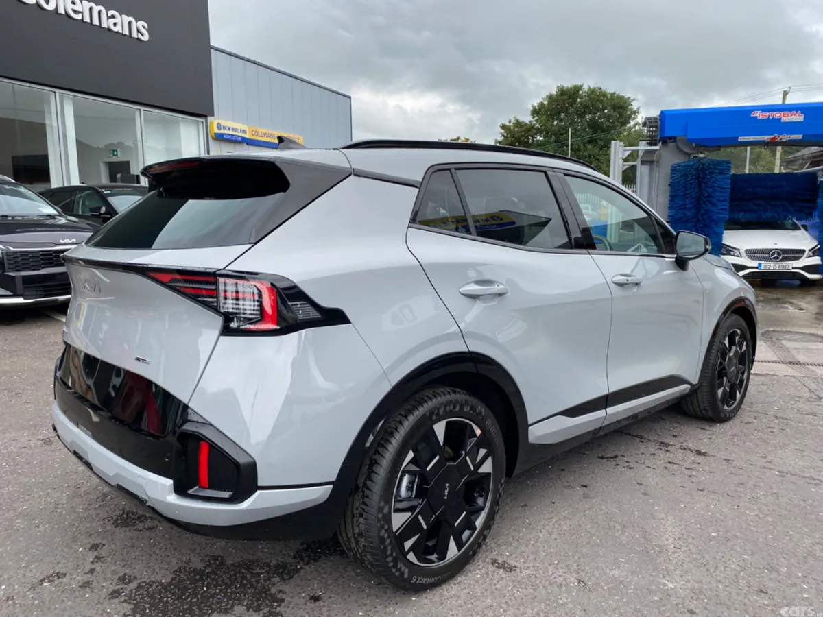 Kia Sportage SUV, Diesel Hybrid, 2025, Black