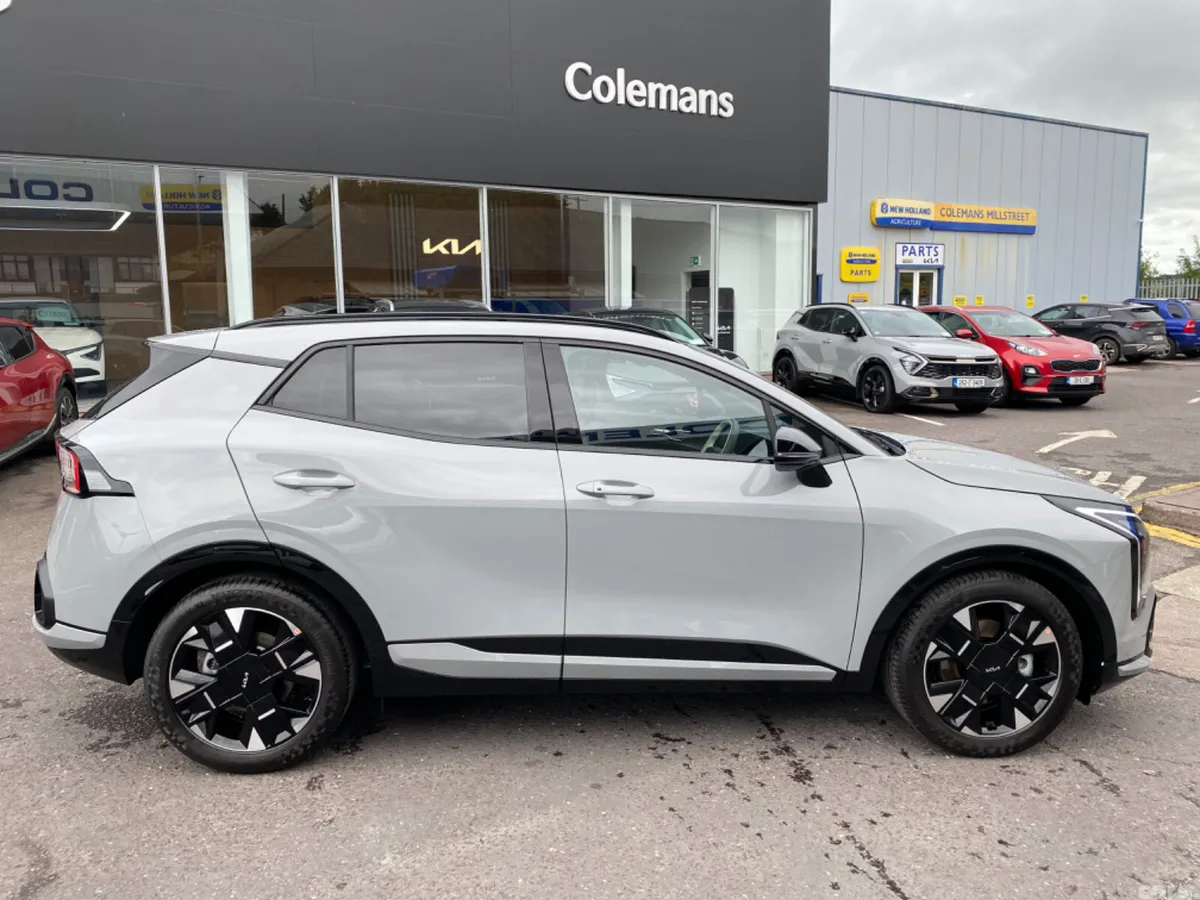 Kia Sportage SUV, Diesel Hybrid, 2025, Black