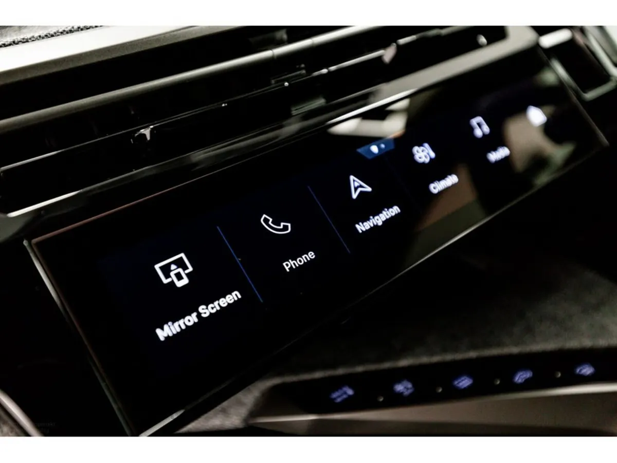 Peugeot 3008 SUV, Electric, 2026, Blue