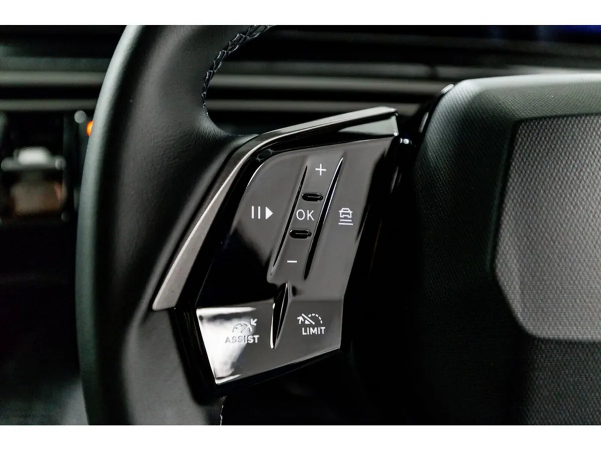 Peugeot 3008 SUV, Petrol Hybrid, 2026, Black