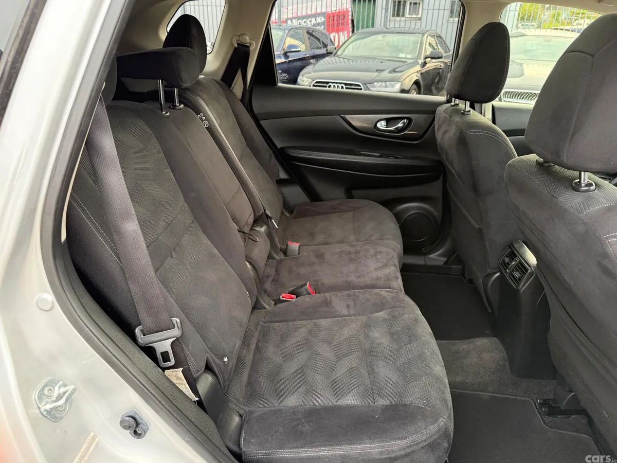 Nissan X-Trail SUV, Diesel, 2016, Silver