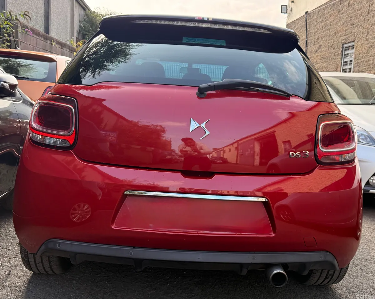 DS Automobiles DS 3 Hatchback, Petrol, 2017, Red