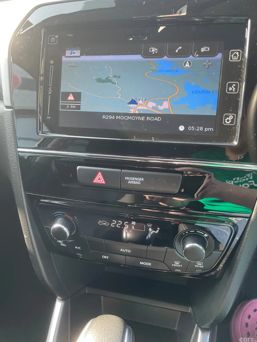 Suzuki Vitara SUV, Petrol Hybrid, 2022, Grey