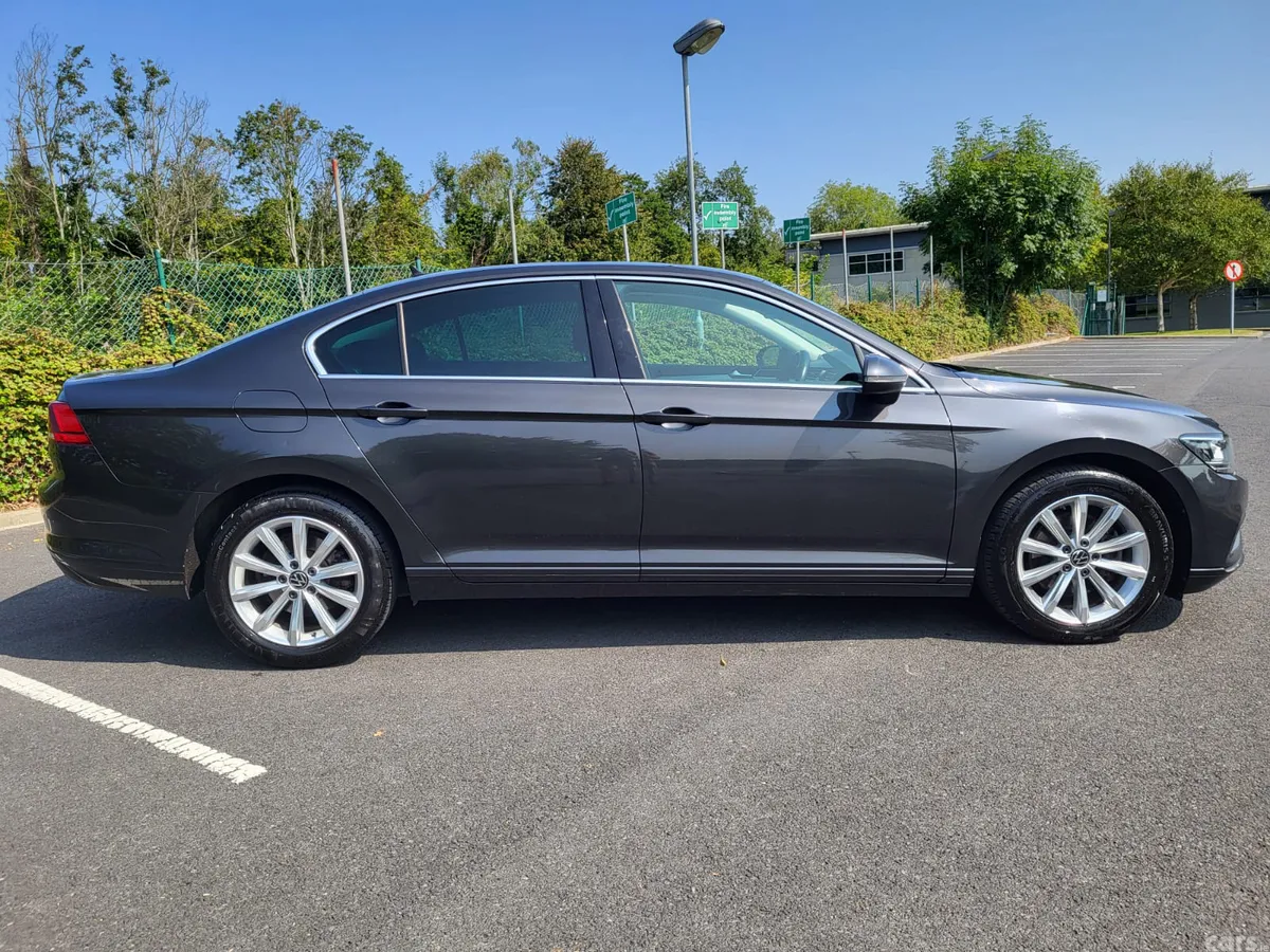 Volkswagen Passat Saloon, Diesel, 2021, Grey